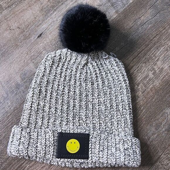 Love Your Melon‎ Beanie - Picture 1 of 3